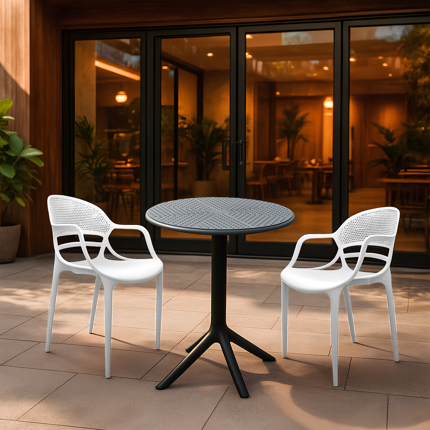 Plaza Round Table With 2 Sunset Chair