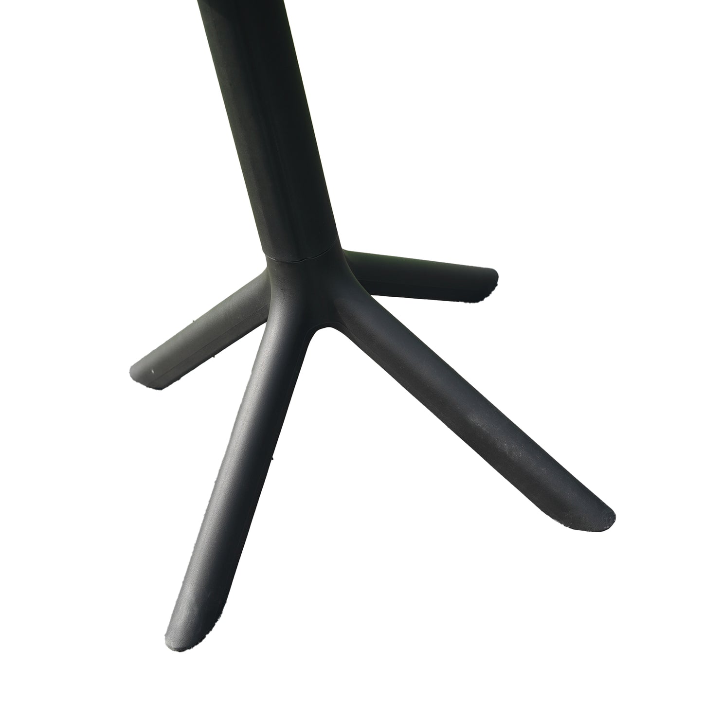 Plaza Square Table