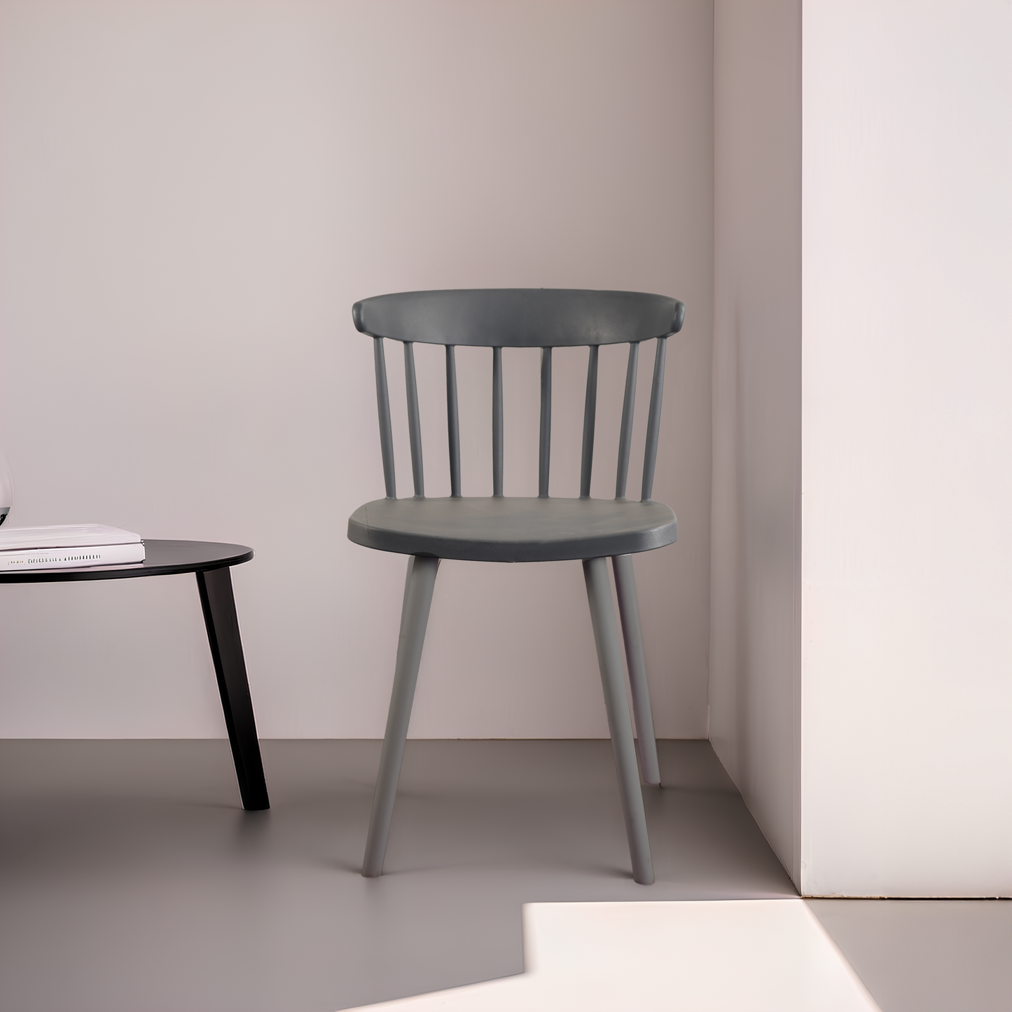 Bingo Round Table With 2 Royal Chair