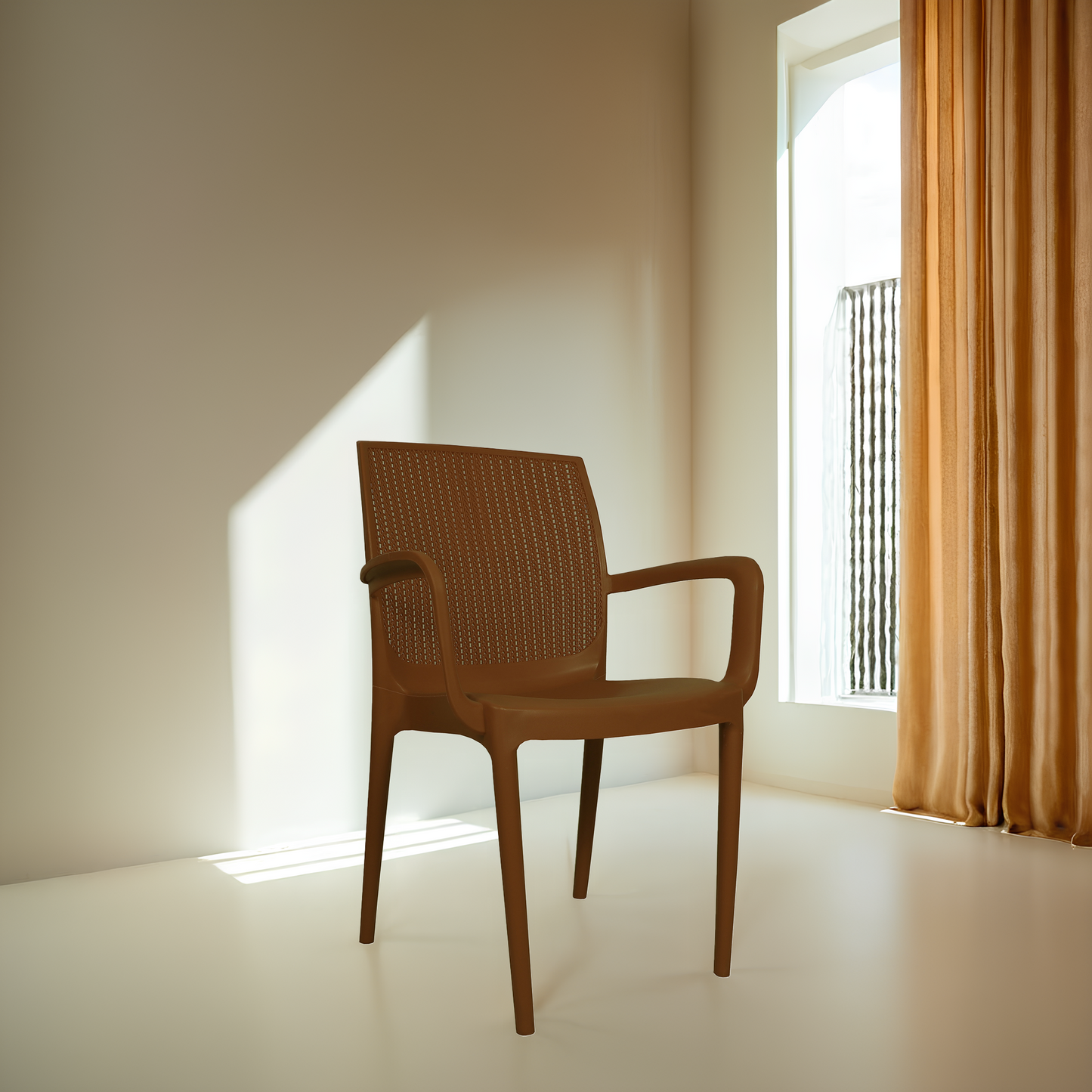 Beeta Chair With Arms