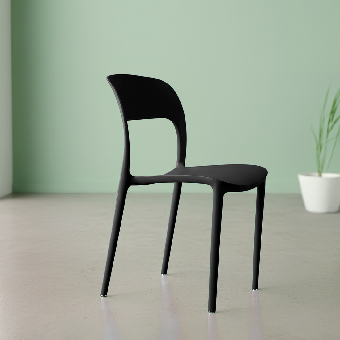 How Polypropylene Café Chairs Improve Commercial Seating Performance