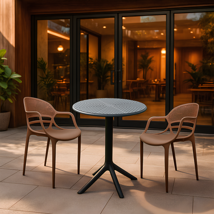 Plaza Round Table With 2 Sunset Chair