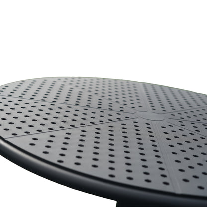 Plaza Round Table