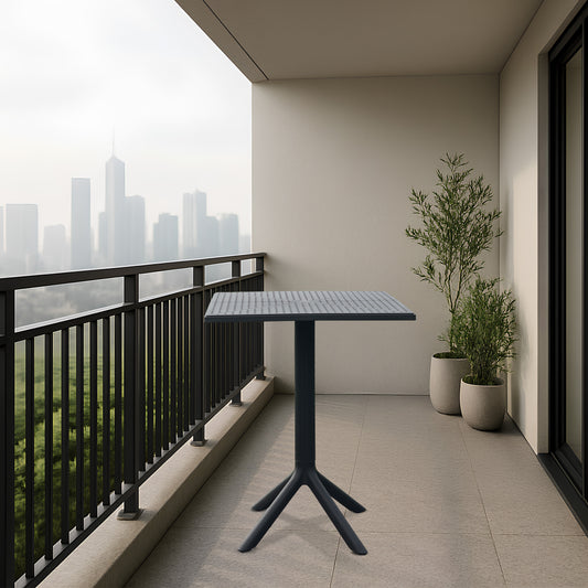 Plaza Square Table
